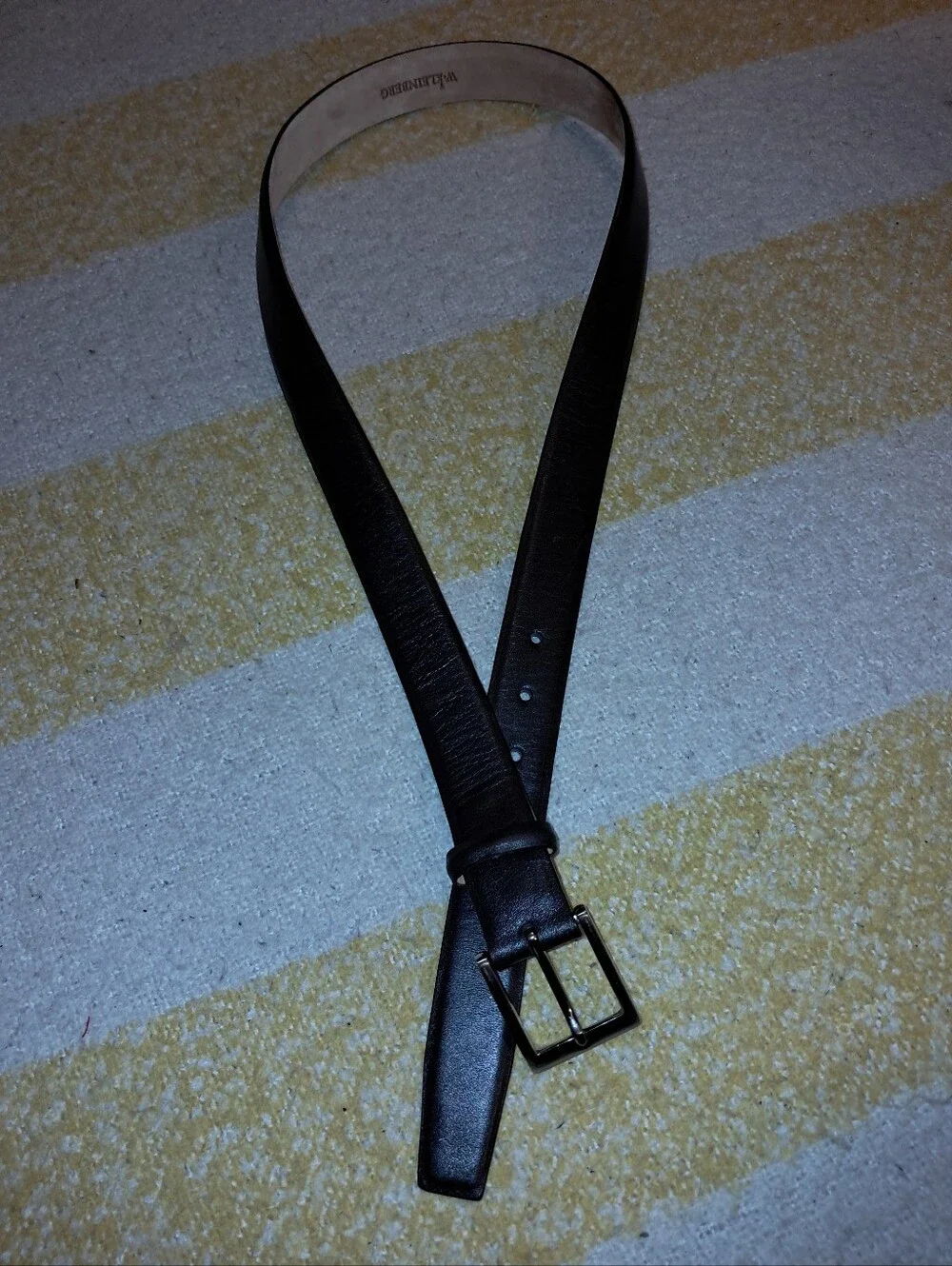 W. Kleinburg brand Mens size 40 genuine leather belt